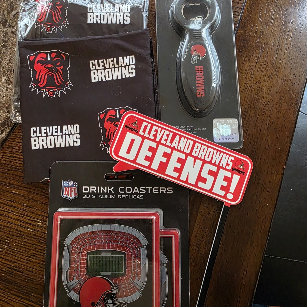 Cleveland Browns Fan Pack — Orange & Brown Team Accessories